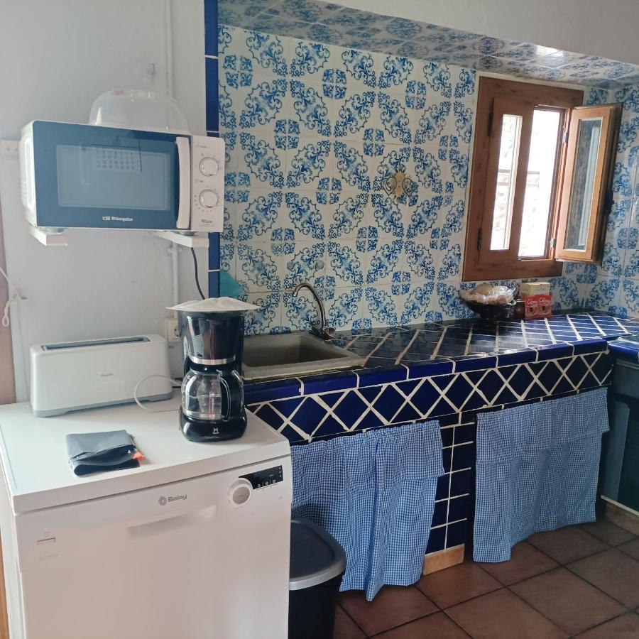 Alojamiento Familiar Con Chimenea - Alt Emporda Sant Climent Sescebes Zewnętrze zdjęcie