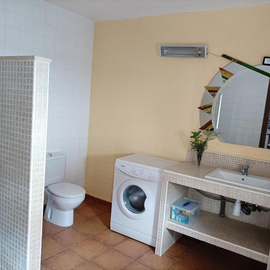 Alojamiento Familiar Con Chimenea - Alt Emporda Sant Climent Sescebes Zewnętrze zdjęcie